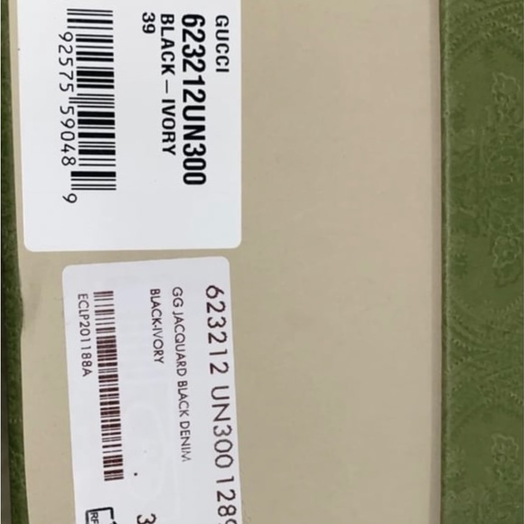Authentic Gucci slides with serial number box and dust bag. - Picture 5 of 5